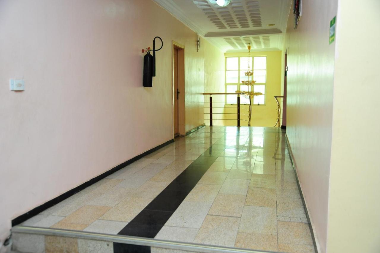 Richton Hotel And Suites Abeokuta Esterno foto